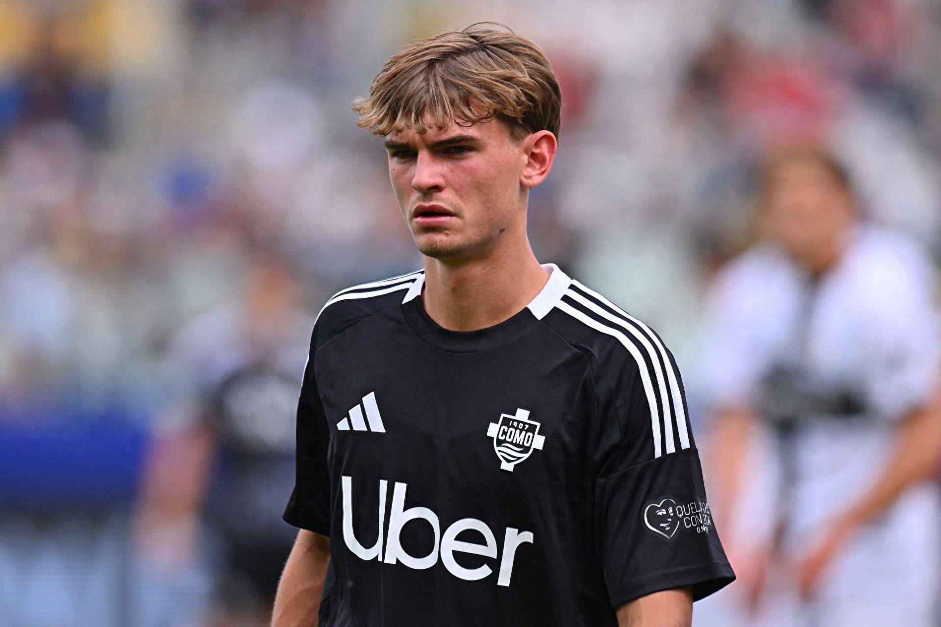 另一位同样 另一位同样