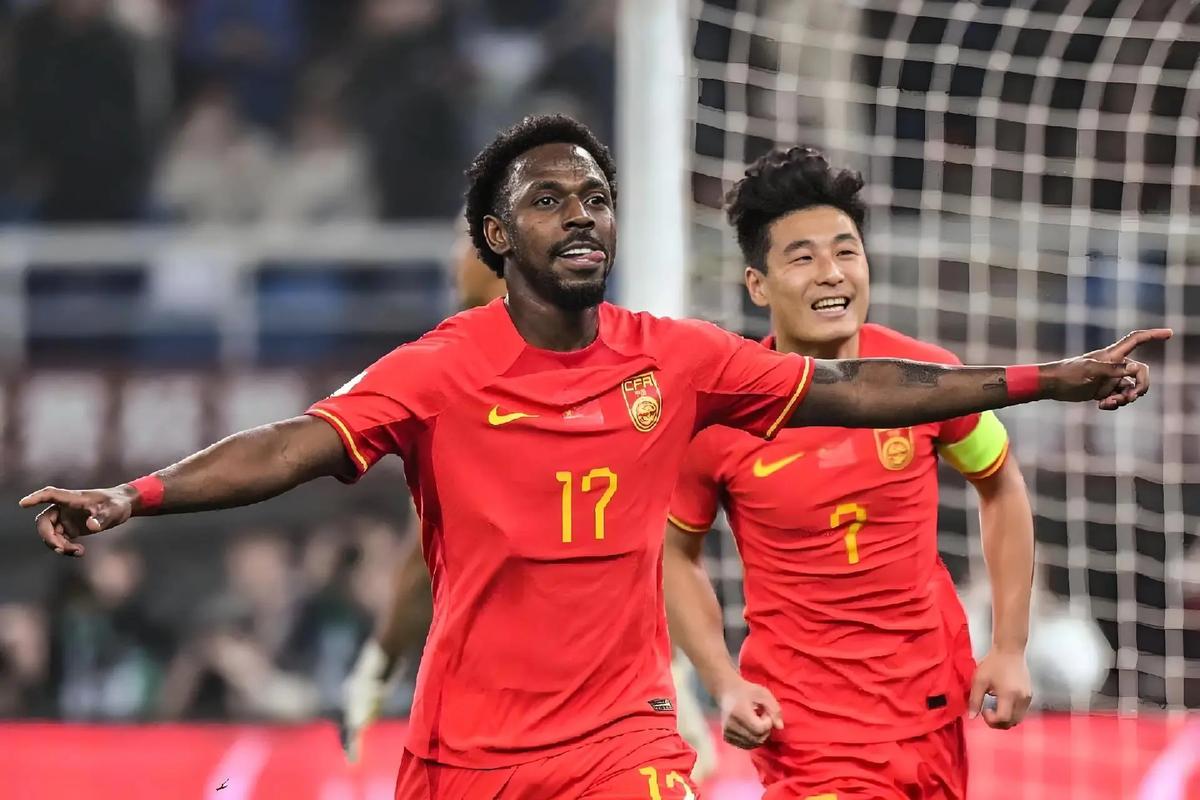 巴萨有意路易斯-迪亚斯，TA：利物浦对他的要价为5800万欧