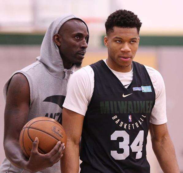 现尤为突出 现尤为突出